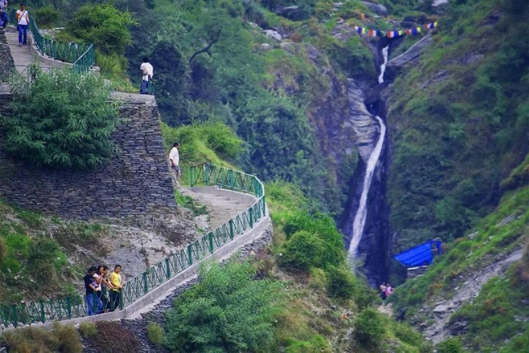 Mcleodganj, Bhagsu