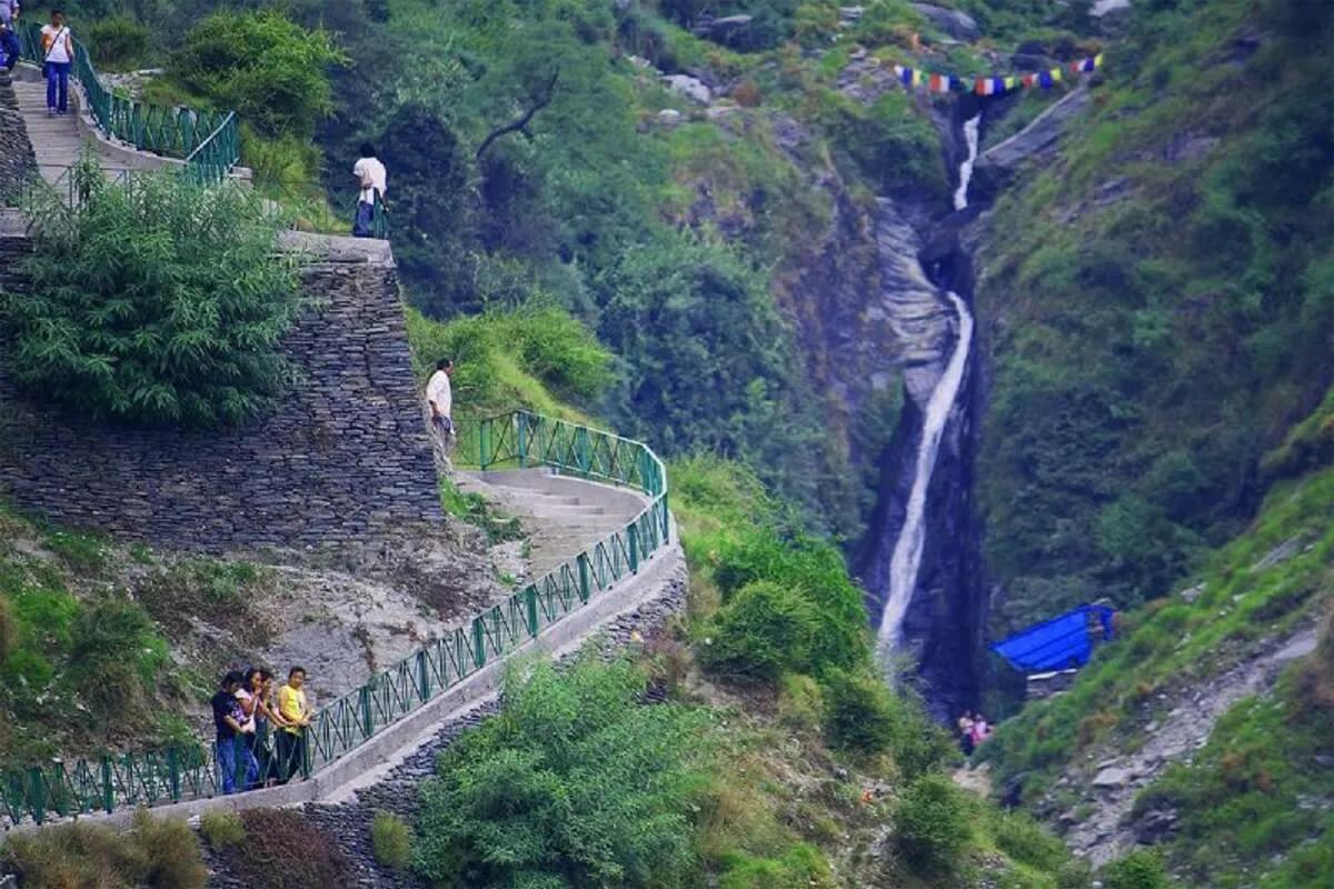 Mcleodganj, Bhagsu